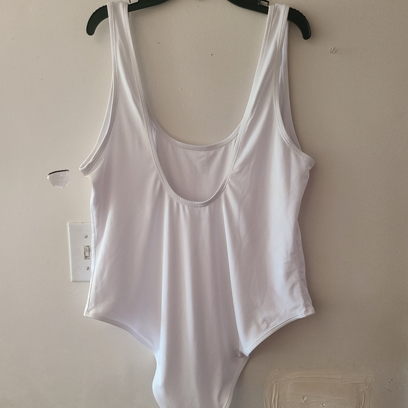 ♡ CocaCola Bodysuit *NWT* - Picture 2 of 3